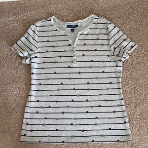 Karen Scott Women's Striped Top Gray woth ladybugs & flowers like new